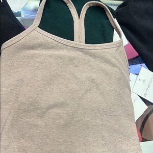 beyond yoga chai Spacedye Slim Racerback Cropped Tank S